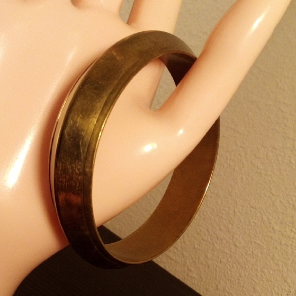 Vintage Brass Bangle Bracelet Antique Gold Tone Peaked Edge Minimalist Stackable
